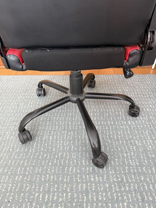 Cadeira Gaming preta