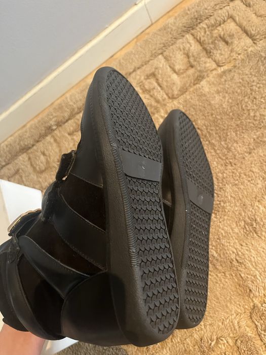 buty skórzane trampki na koturnie bekett