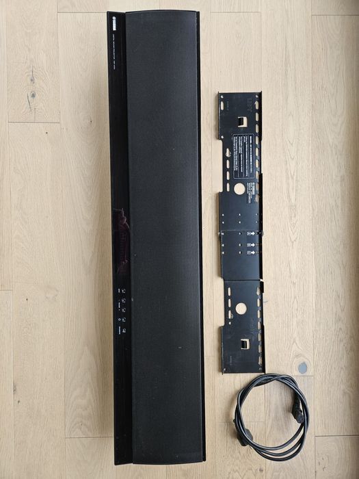 YAMAHA YSP-4100 Cyfrowy projektor + Uchwyt ścienny Yamaha
SPM-K30