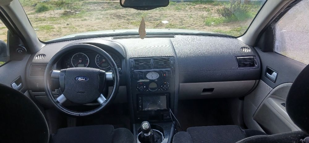 Ford Mondeo 2.0 130CV Troca