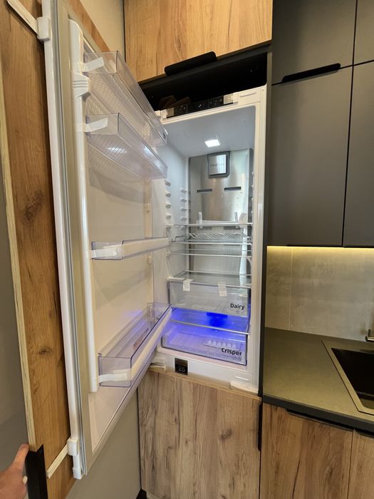 Продам квартиру 37 метрів 2 кімнати з дизайнерським ремонтом Білогородка Є оселя, держ програми.