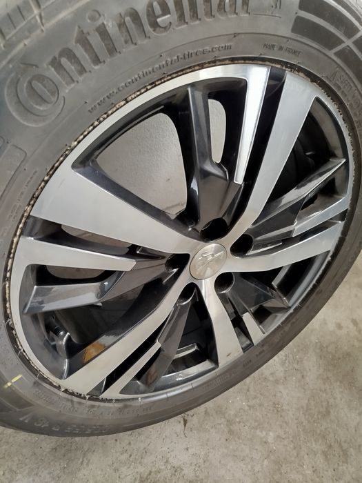 Conjunto de Jante e Pneus 225/55 R18 PEUGEOT 3008
