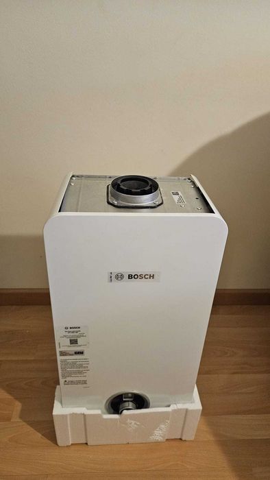 Esquentador BOSCH T4600F 11 KME D31  (Para Botijas de gás)