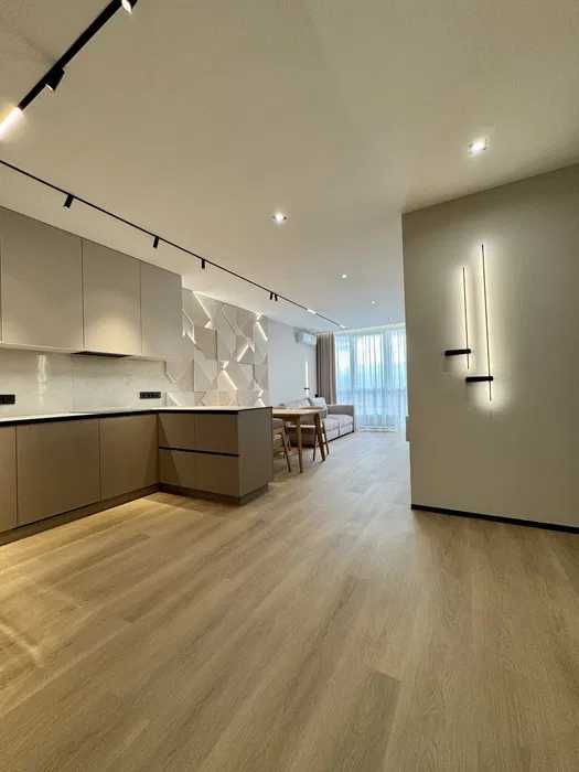 Краща 3-кімнатна 76м²! Варшавський, Виговського 44, Нивки, Виноградар