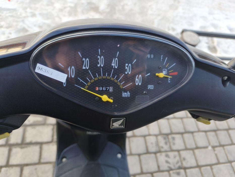 Honda Dio 62 з контейнера