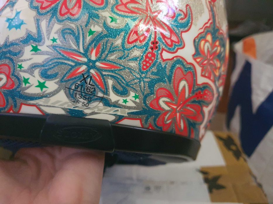 Lindo capacete mota flores Suomy tamanho XL
