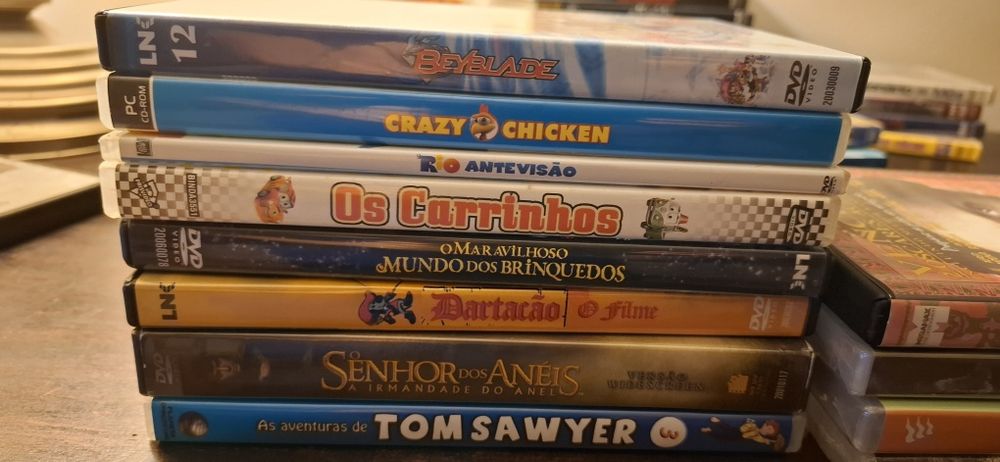 DVDs infantis e juvenis