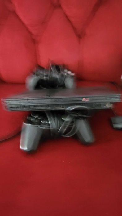 Playstation  2 como nova e 360 jogos