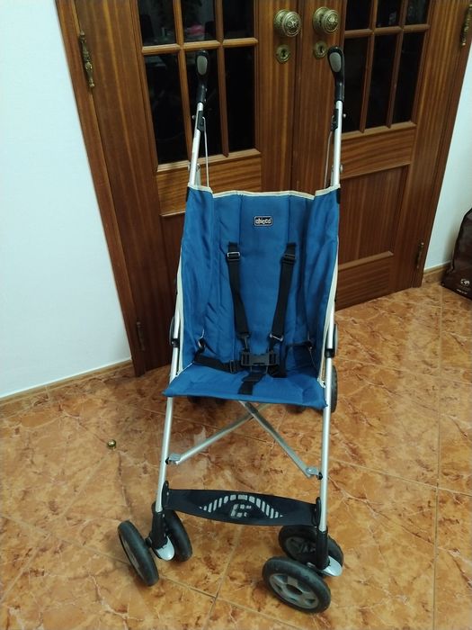 Carrinho bengala da Chicco para bebé, criança passeio casa apartamento
