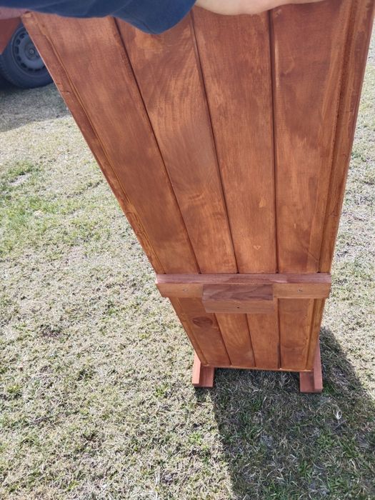 Donica ogrodowa sosnowa