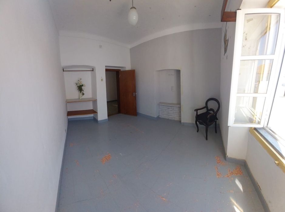 Moradia T5 em Alvito , Beja