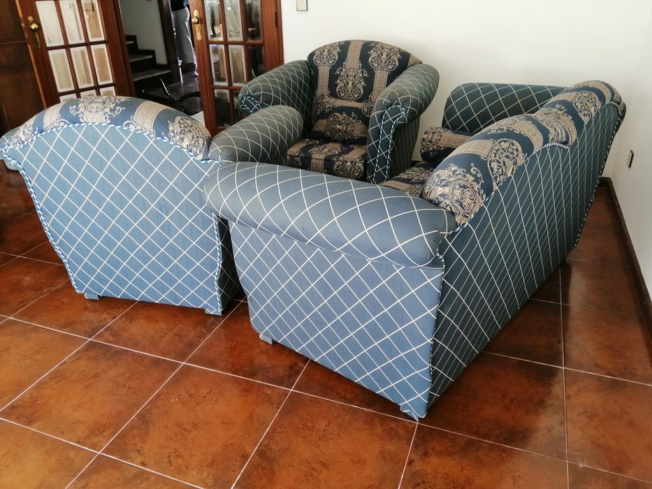 Terno de sofás de sala