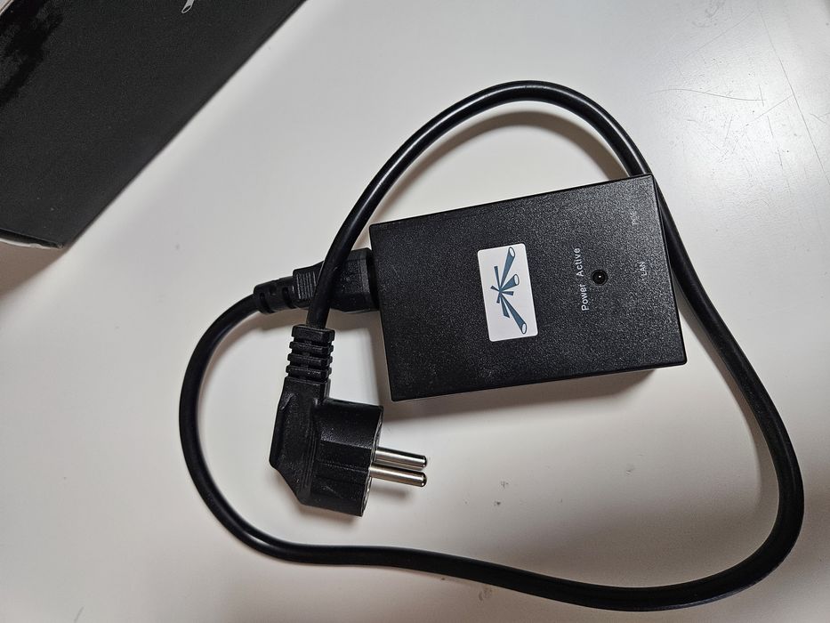 Точка доступу Ubiquity UniFi UAP-AC-PRO