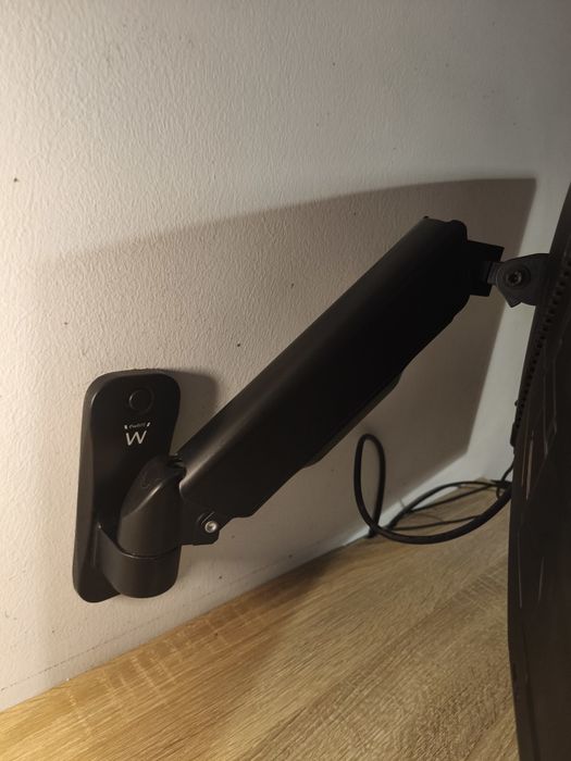 Monitor ASUS TUF VG24V