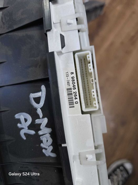 ISUZU D-MAX I Licznik Zegary