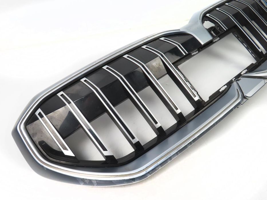 Grelha Frontal Bmw 5 Ref: 51118084683