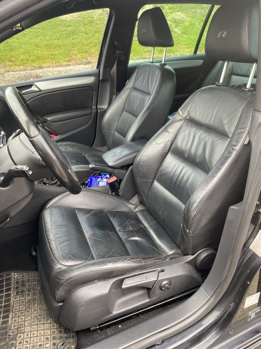 VW Golf 1.6 TDi R-Line