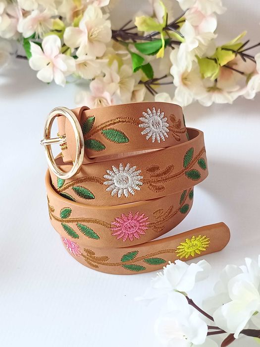 Nowy brązowy pasek cienki regulowany z haftem kwiaty skóra ekologiczna
