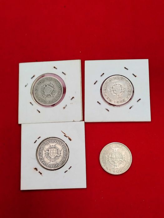 4 Moedas Prata 10$00 Moçambique
