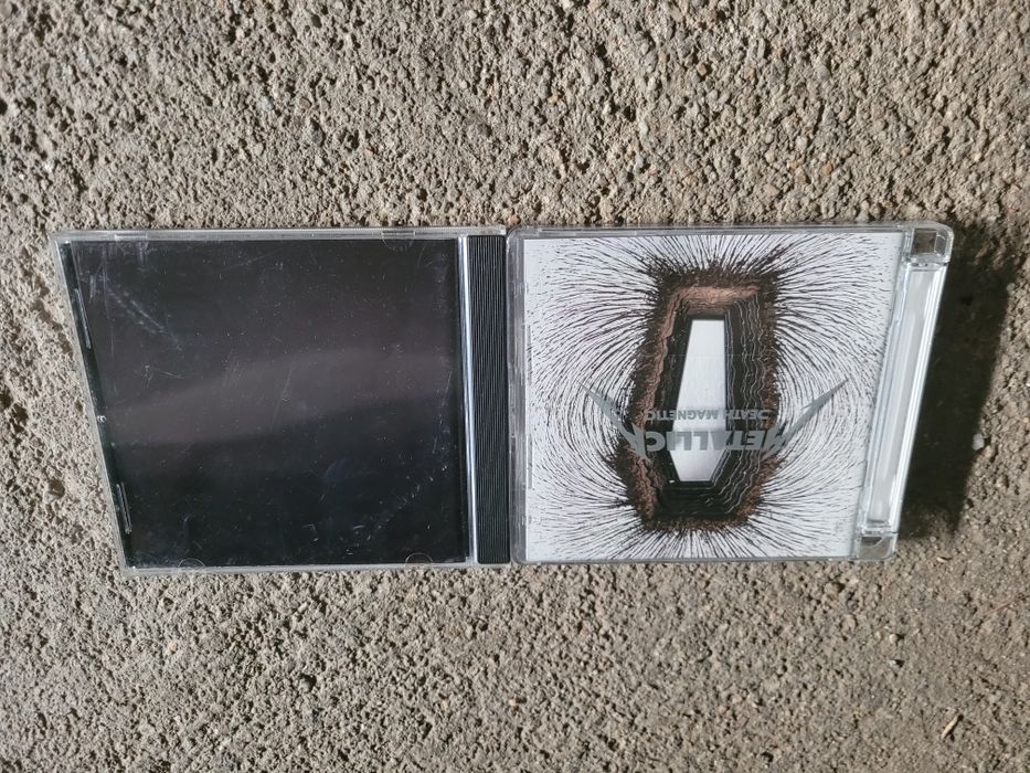 2 cds da banda Metallica