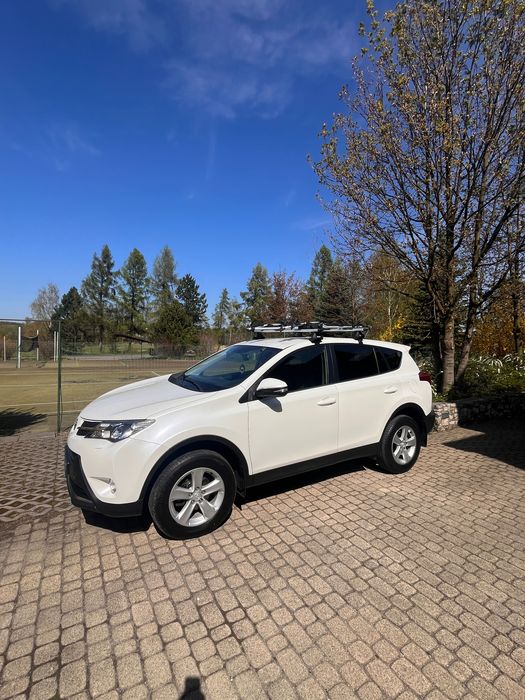Продам автомобіль Toyota RAV4