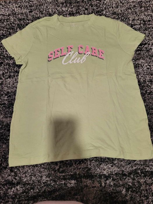 Lote de roupa feminino