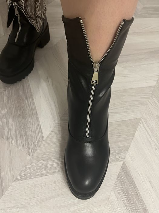 Sprzedam buty 40 rozmiar 25,5 wkladka nowe