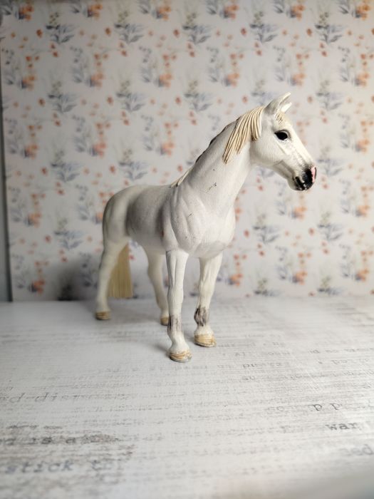Figurka konia schleich