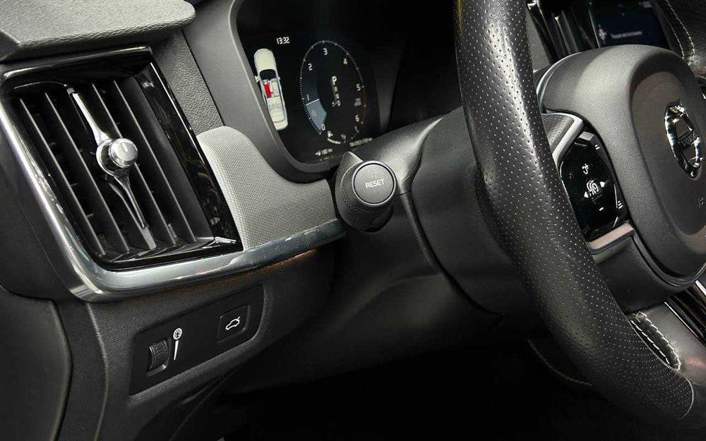 Volvo S90 2017 року