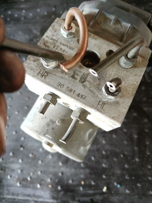 Pompa hamulcowa ABS serwo opel astra g