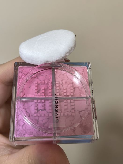 Givenchy Prisme Libre Blush Рассыпчатая пудра-румяна