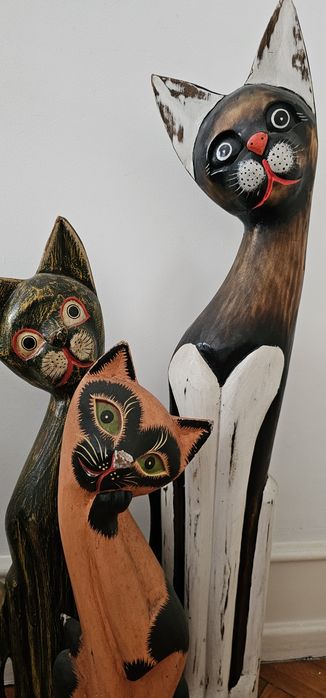 Conjunto gatos de madeira Bali