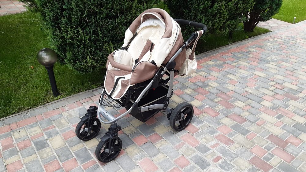 Коляска дитяча прогулочна.