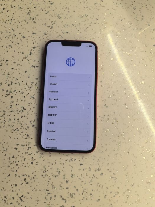 IPhone 13 w bardzo dobrym stanie