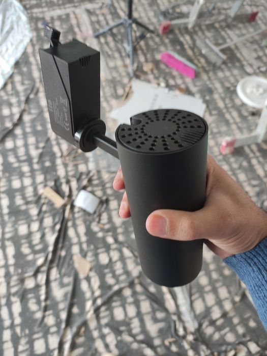 Vendo 9 projectores novos 20W 3K