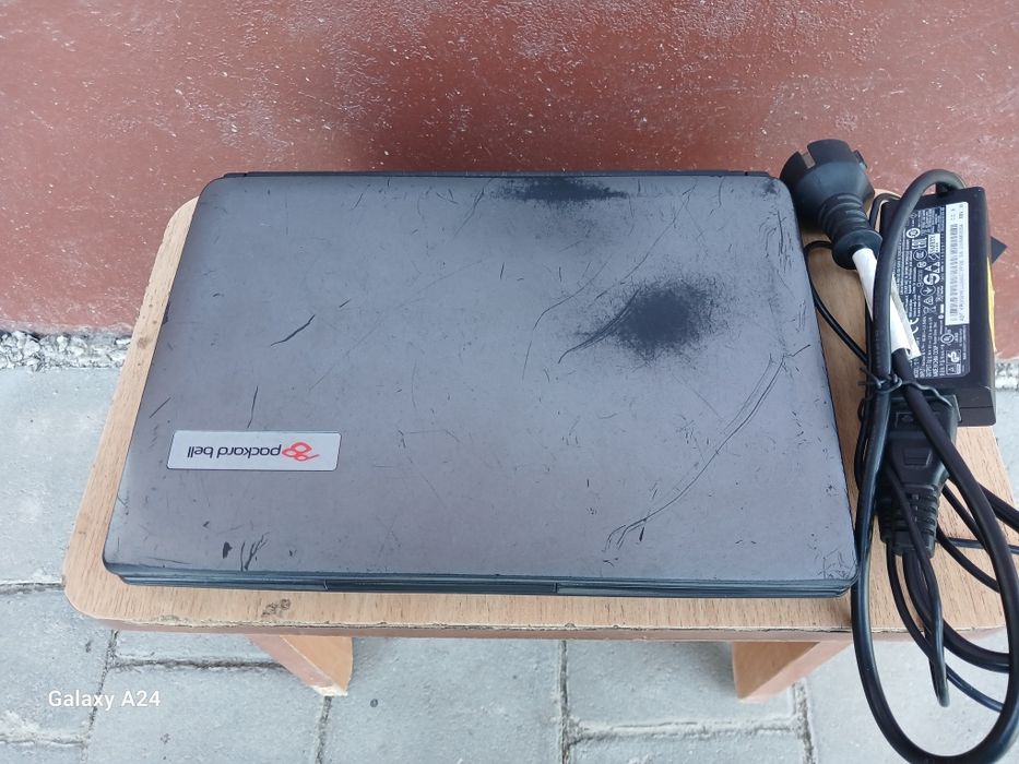 Нетбук Packard bell ZEA Acer
