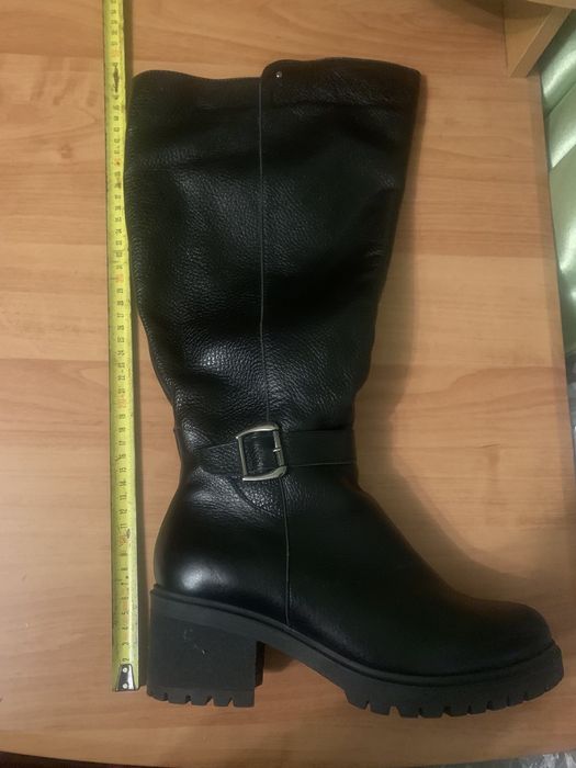 Зимові сапожки кожані жіночі на широку ногу  39р.