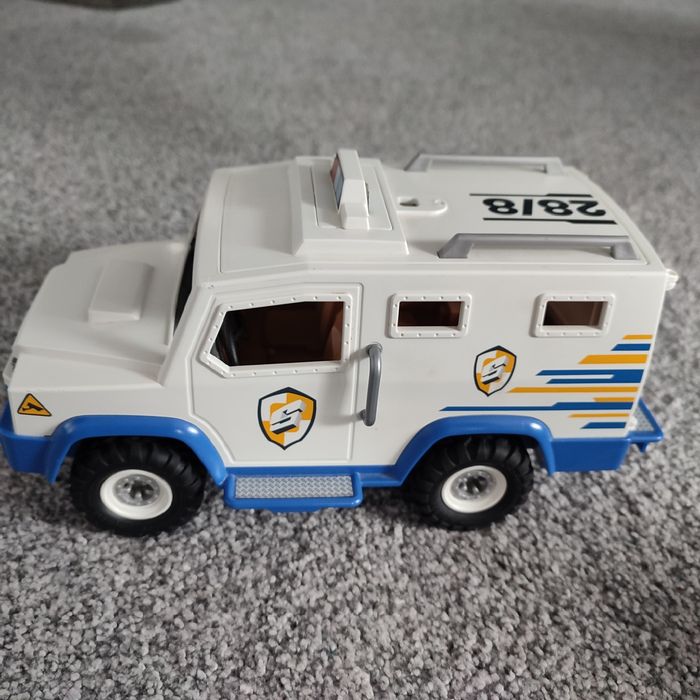 Autka policyjne Playmobil