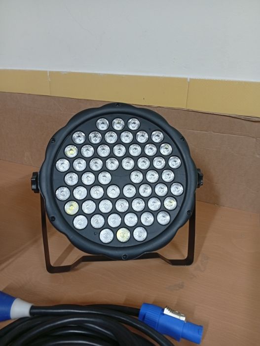 2 Pars led Rgbw 54x3w semi-novos luz de palco