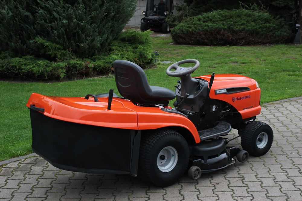 Husqvarna CTH 150 XP CTH150XP Kawasaki V2 TRAKTOREK Kosiarka