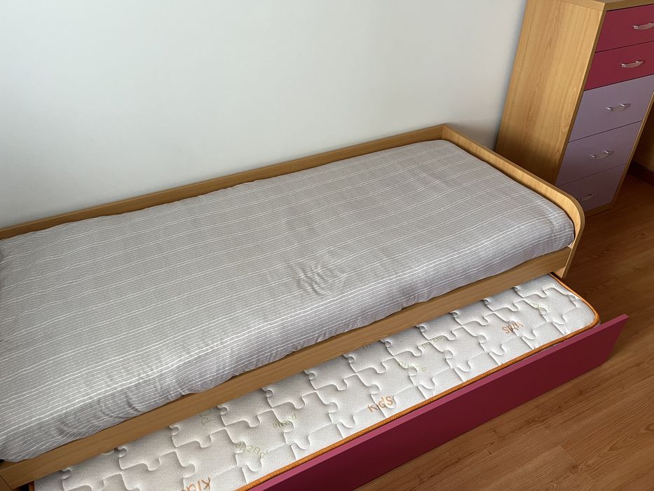 Cama (com gaveta cama elevat) Kids e Cómoda/Camiseiro Lourini + OFERTA