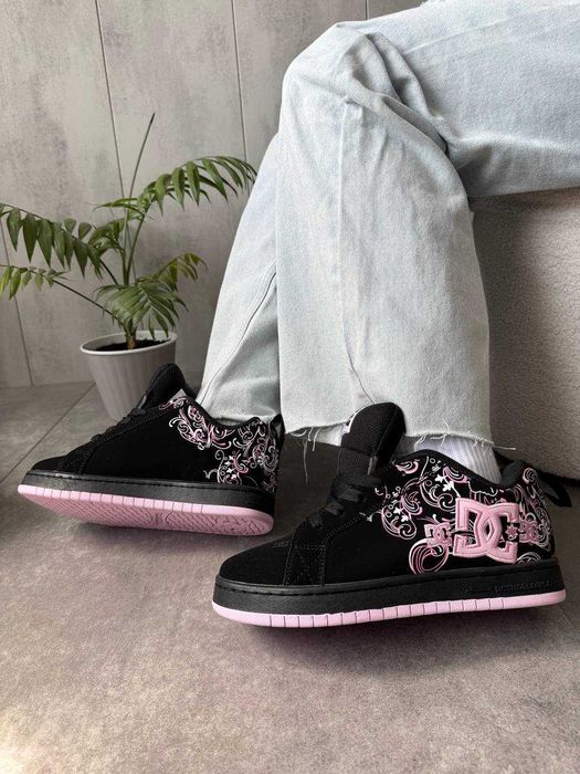 Жіночі кросівки DC Court Graffik "Black Pink Sabbath" Розміри 36-41