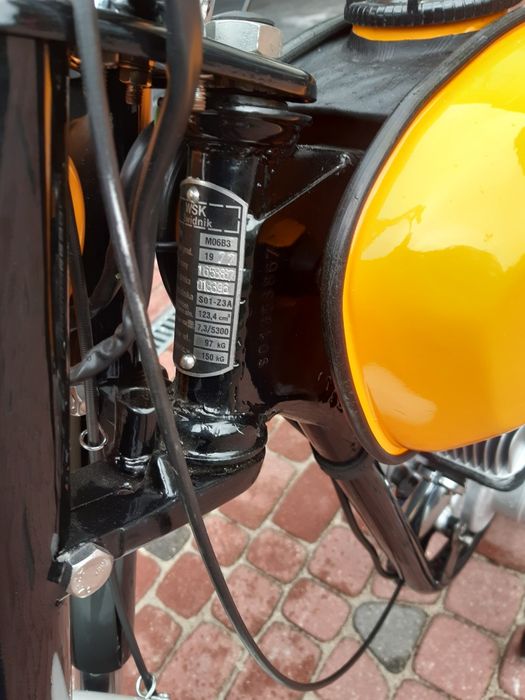 Motocykl WSK 125 Gil