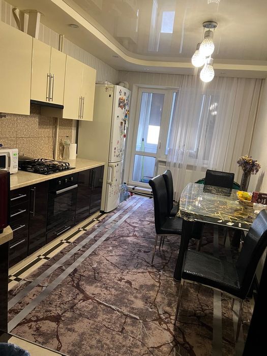 Продам 3 х кімнатну квартиру з індивідуальним опаленням