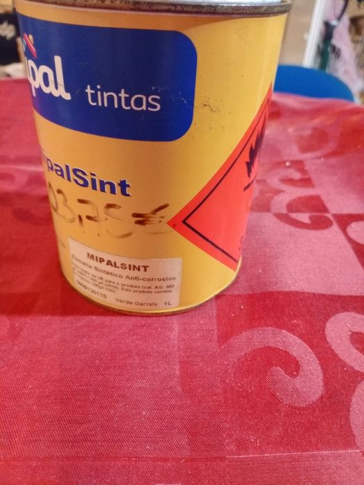 Esmalte verde garrafa de 1 litro