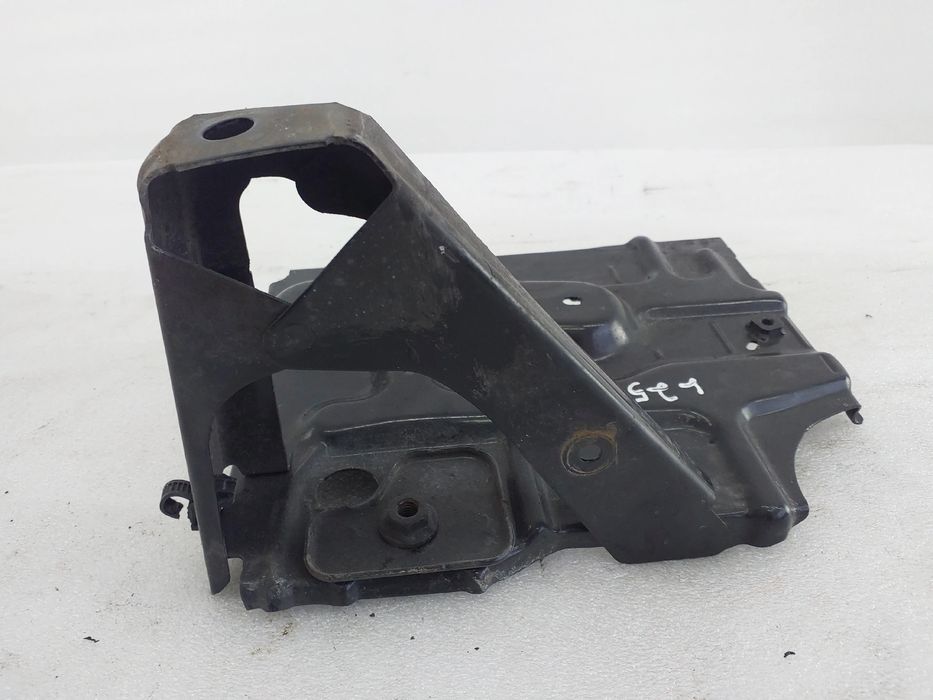 Base / caixa da bateria TOYOTA Aygo (_B1_)