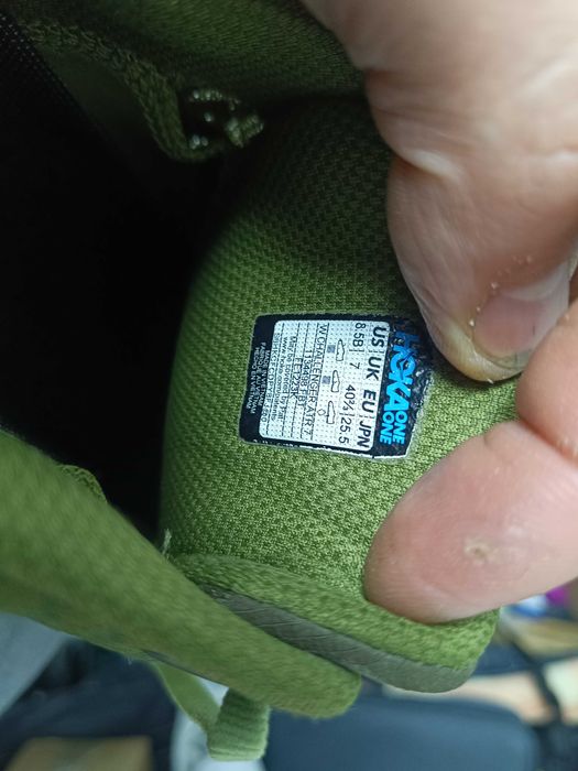 - Hoka Challenger ATR 7