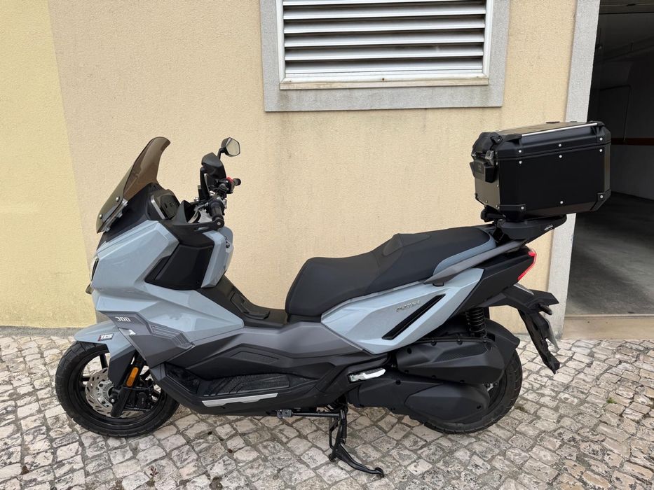 Sym 300 Adx NOVA