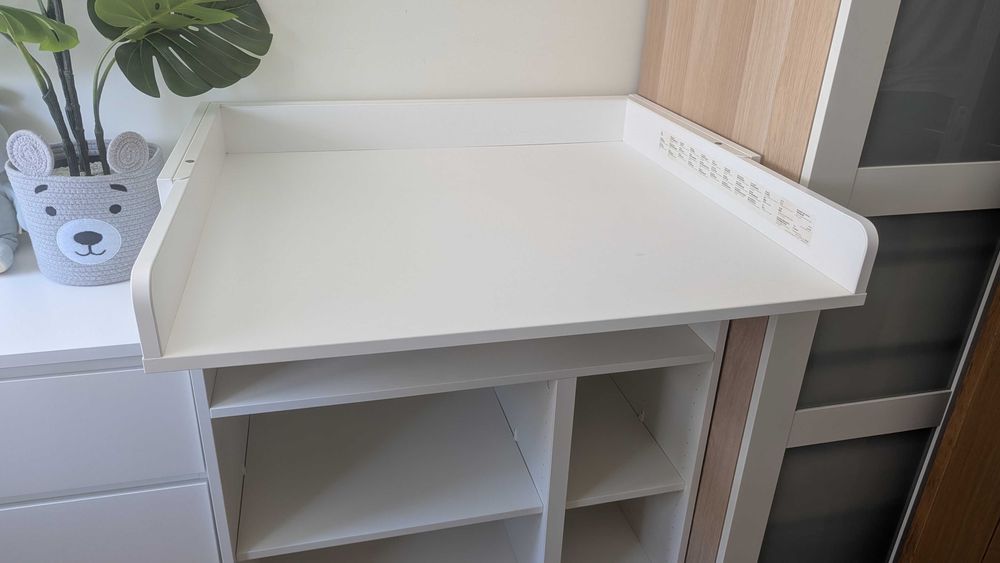 Trocador/secretária IKEA SMASTAD