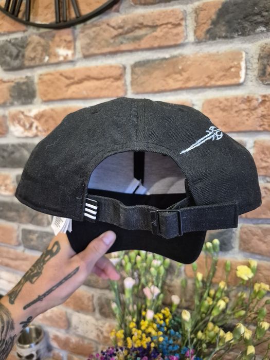 Czapka z daszkiem Adidas Custom